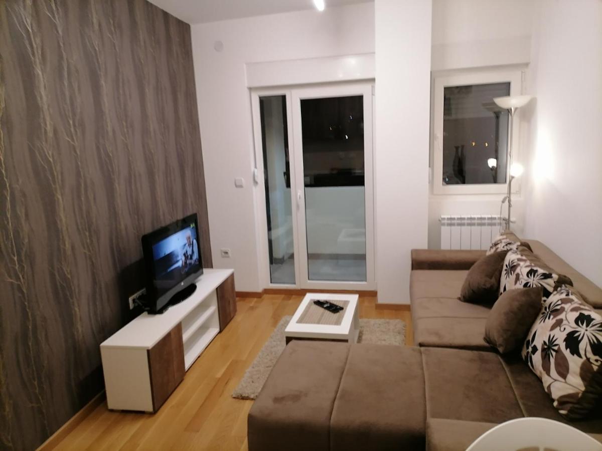 Apartman Ana Ниш Экстерьер фото